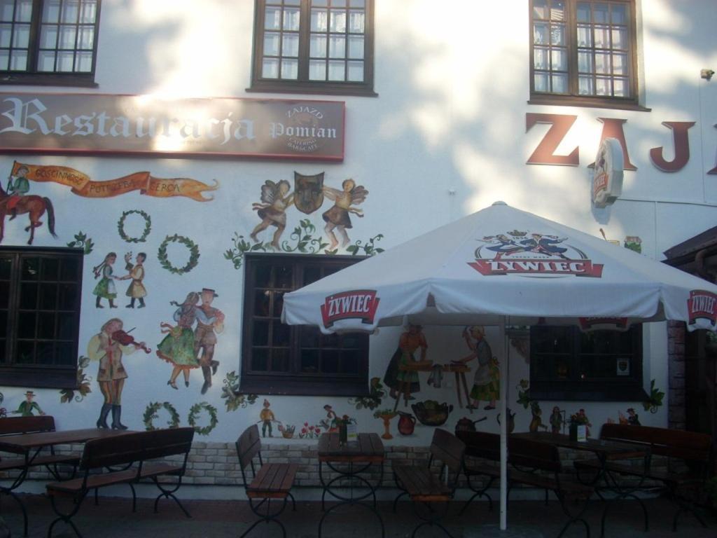 Zajazd Pomian Ozarow Mazowiecki Exterior photo