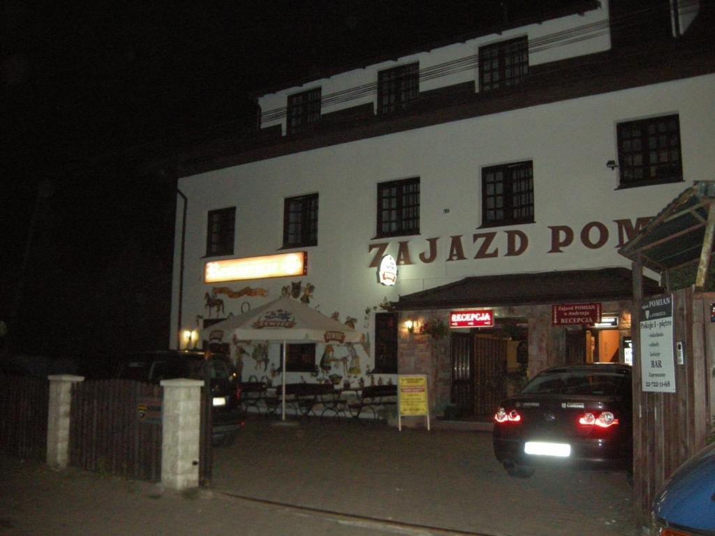 Zajazd Pomian Ozarow Mazowiecki Exterior photo
